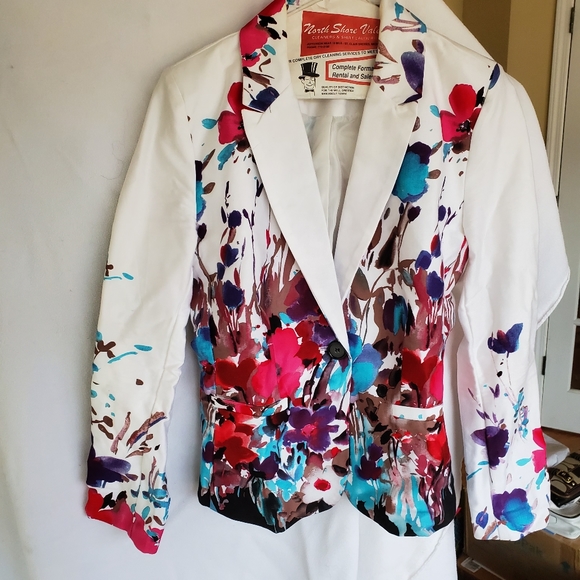 Jacket - Picture 1 of 2